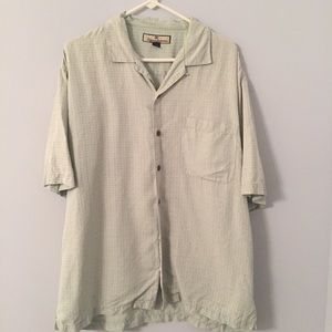 men’s camp shirt; surf/ casual button down